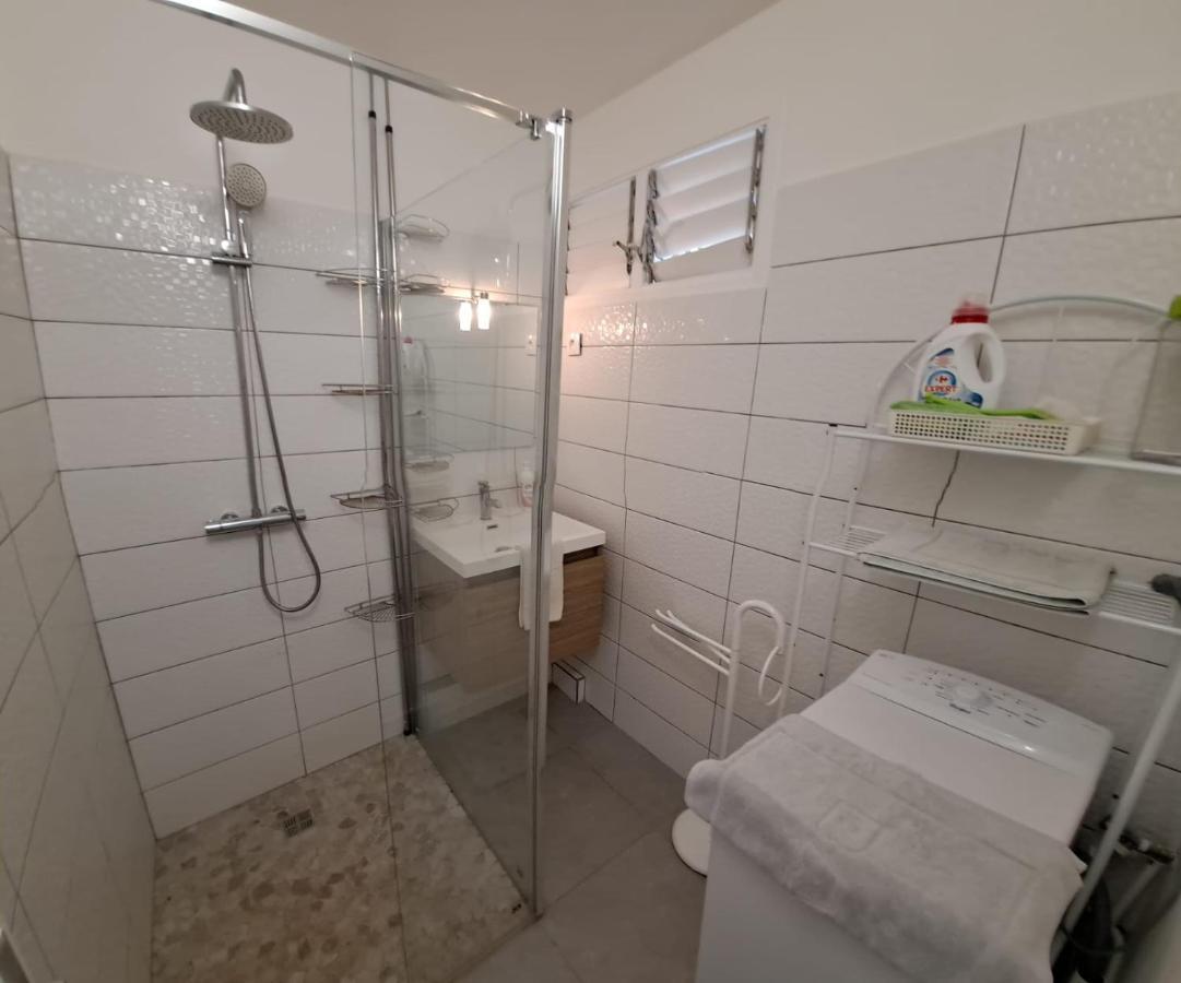 Vue Mer, Piscine, Appartement 4 Personnes Ле-Гозьє Екстер'єр фото